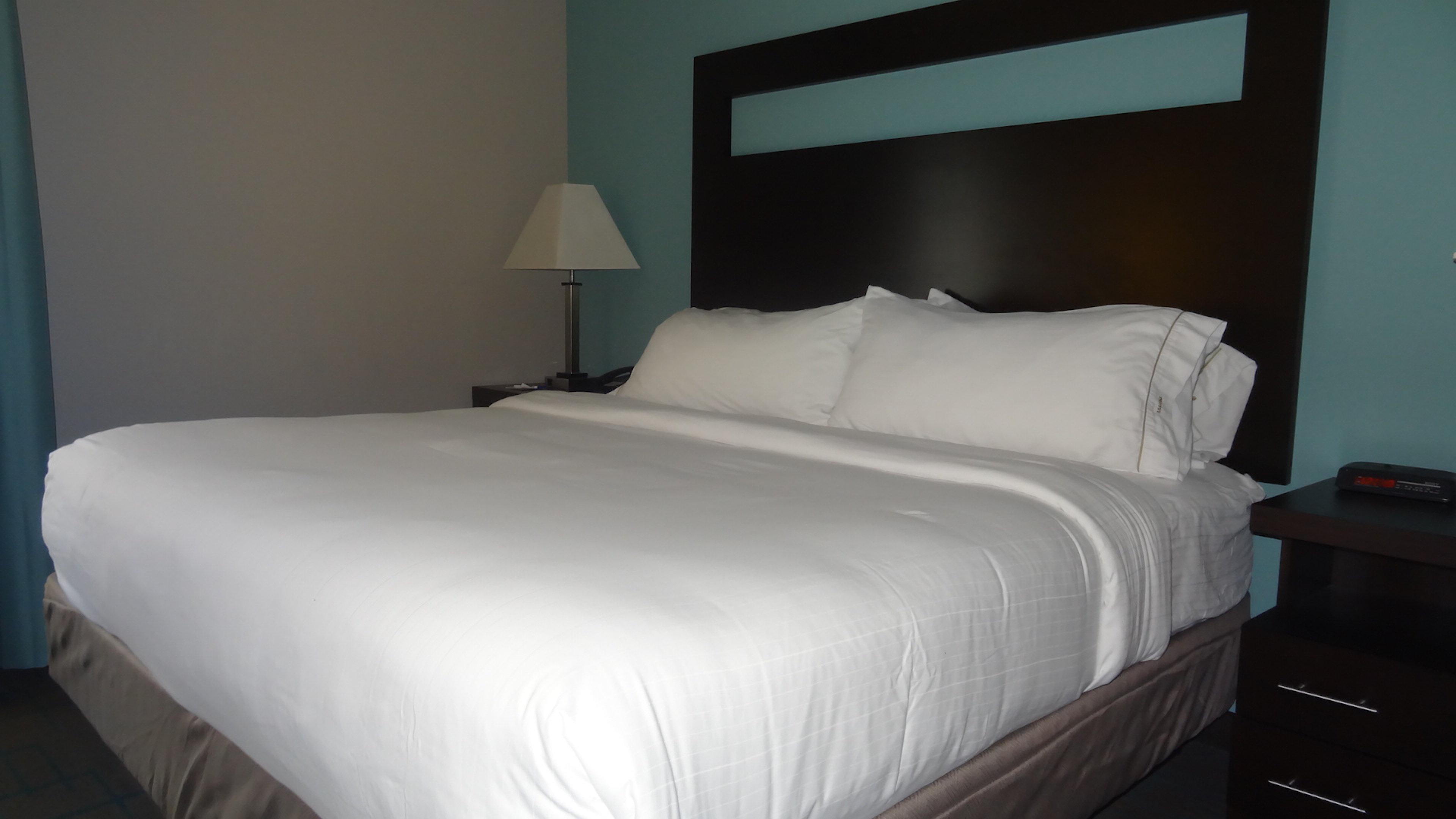 Holiday Inn Express Hotel Kansas City - Bonner Springs By Ihg Kültér fotó
