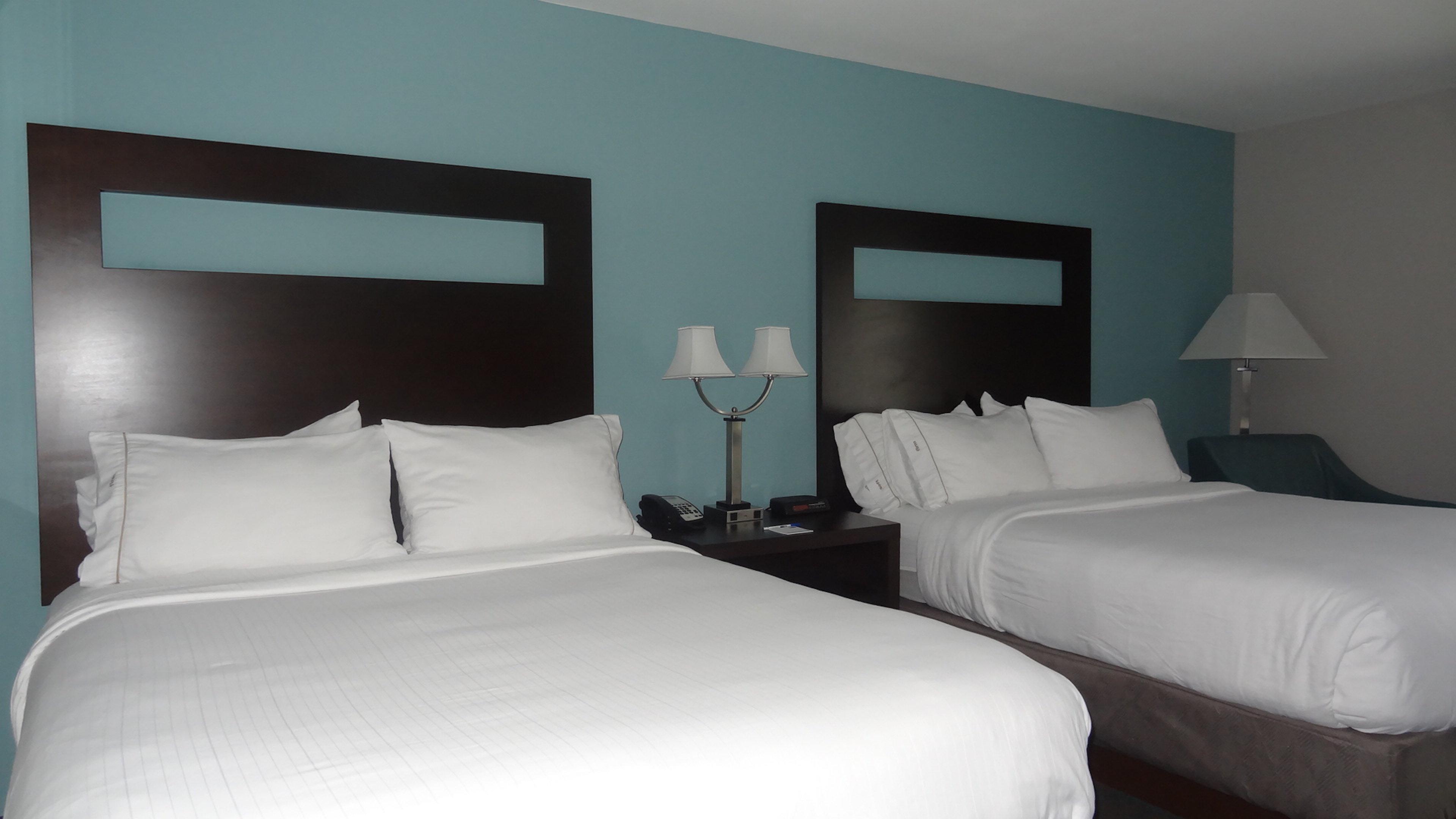 Holiday Inn Express Hotel Kansas City - Bonner Springs By Ihg Kültér fotó