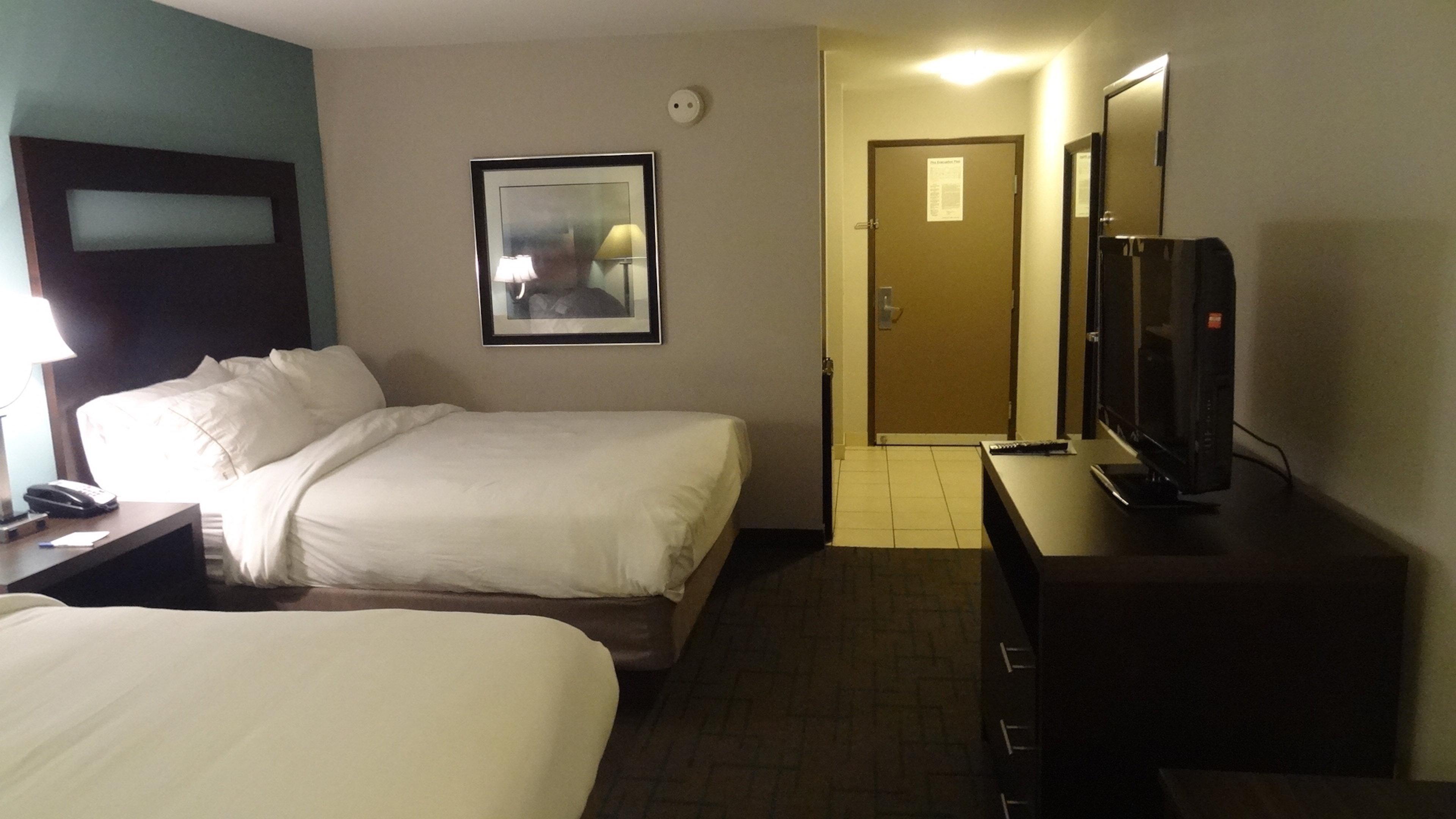 Holiday Inn Express Hotel Kansas City - Bonner Springs By Ihg Kültér fotó