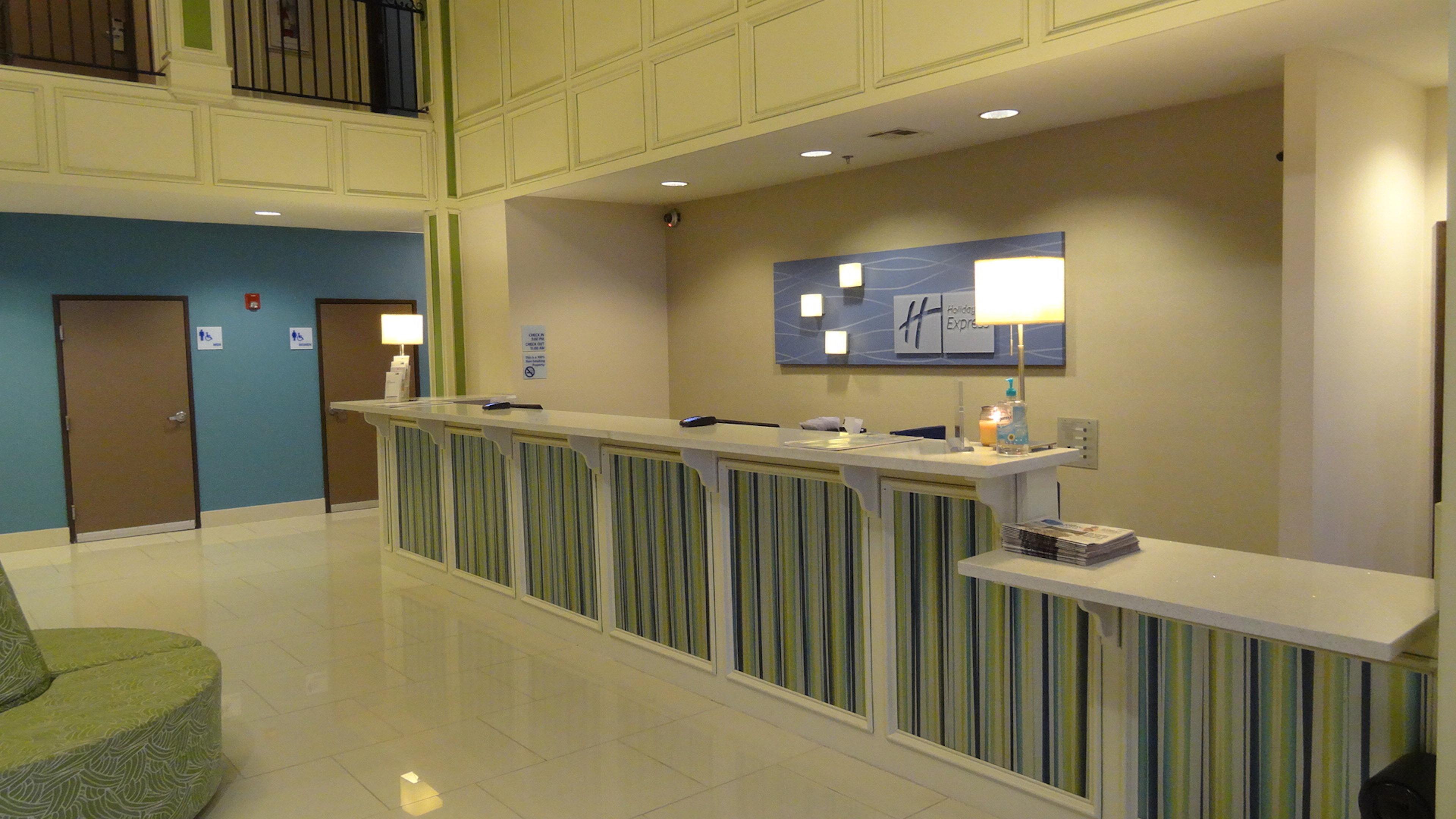 Holiday Inn Express Hotel Kansas City - Bonner Springs By Ihg Kültér fotó