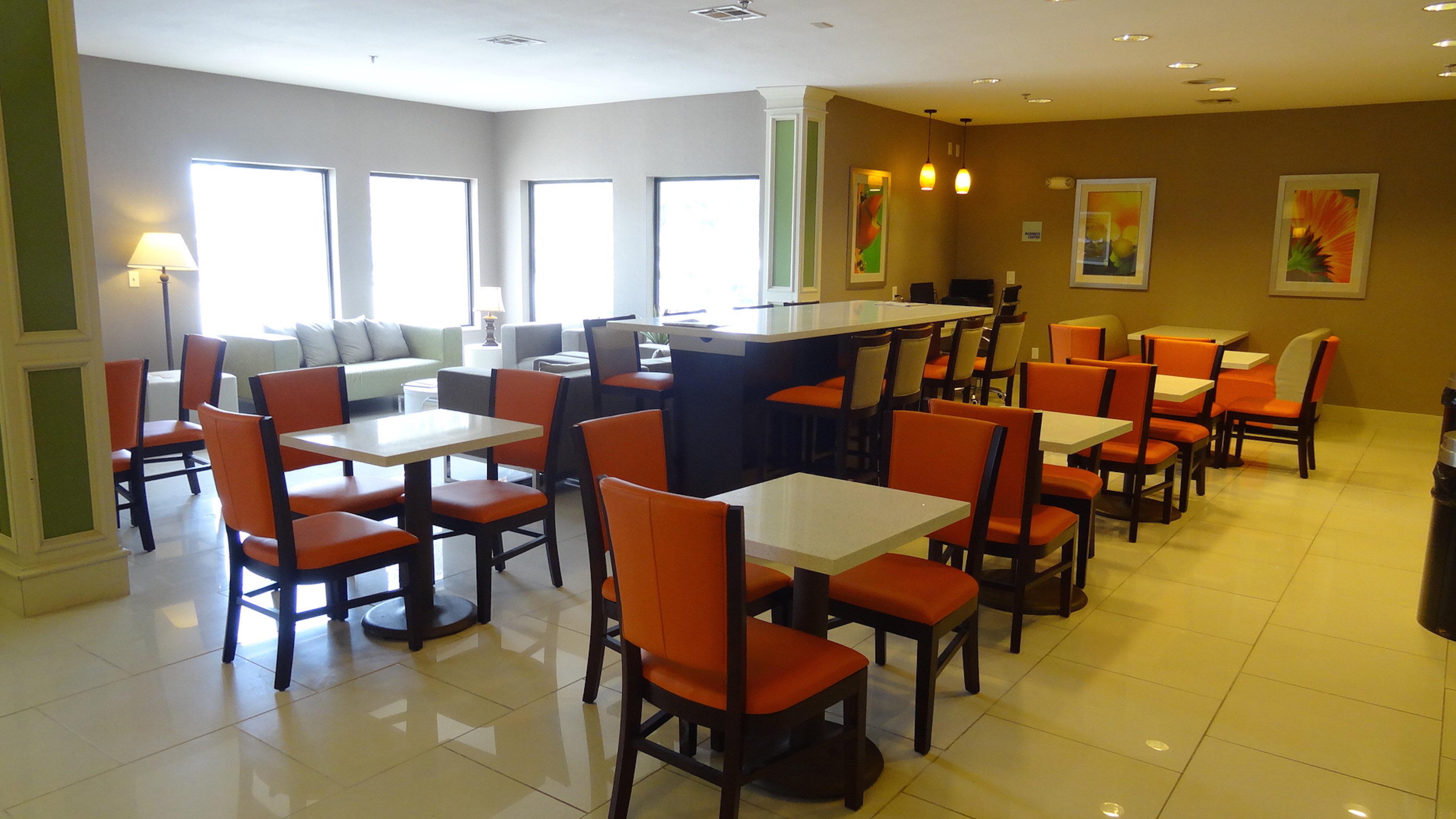 Holiday Inn Express Hotel Kansas City - Bonner Springs By Ihg Kültér fotó